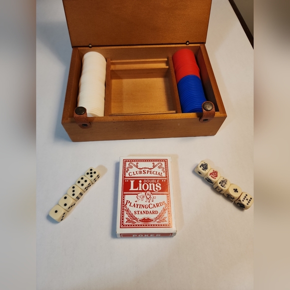 Vintage Double Lions Poker Set. - Picture 4 of 14